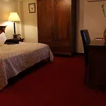 Arc De Triomphe Apart-hotel