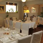 Arc De Triomphe Aparthotel Bucharest