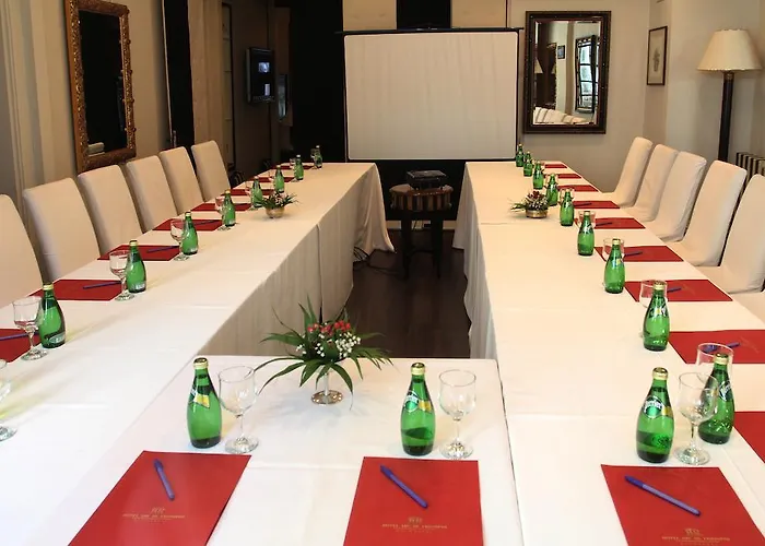 アパートホテル Arc De Triomphe