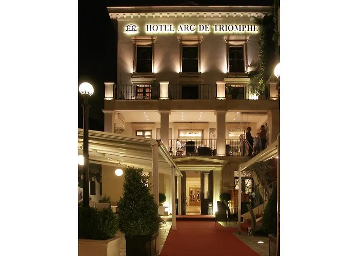 Arc De Triomphe ブカレスト