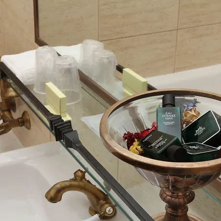 Arc De Triomphe 公寓式酒店