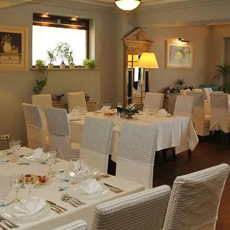 Arc De Triomphe 公寓式酒店 布加勒斯特