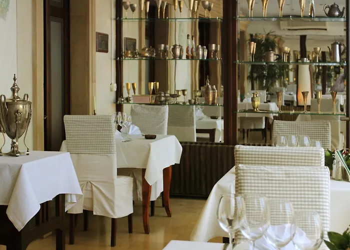 Aparthotel Arc De Triomphe 4*